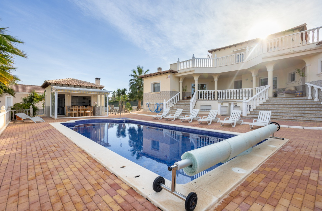 Resale - Villa - Campos del Río - Inland