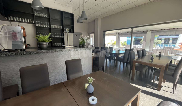 Reventa - Comercial - Dehesa de Campoamor - Costa Blanca