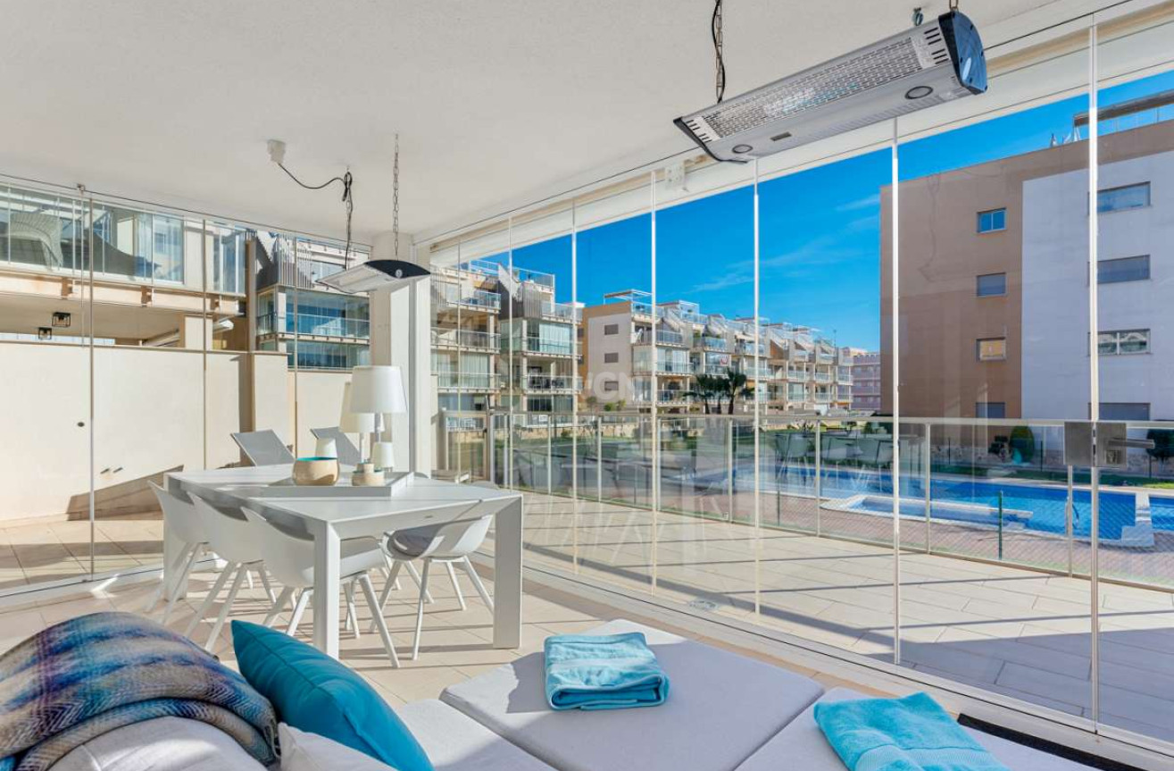 Resale - Apartment / flat - Villamartin - Costa Blanca