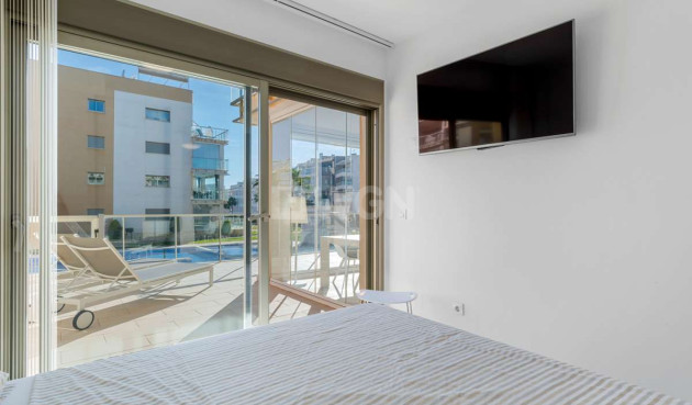 Resale - Apartment / flat - Villamartin - Costa Blanca