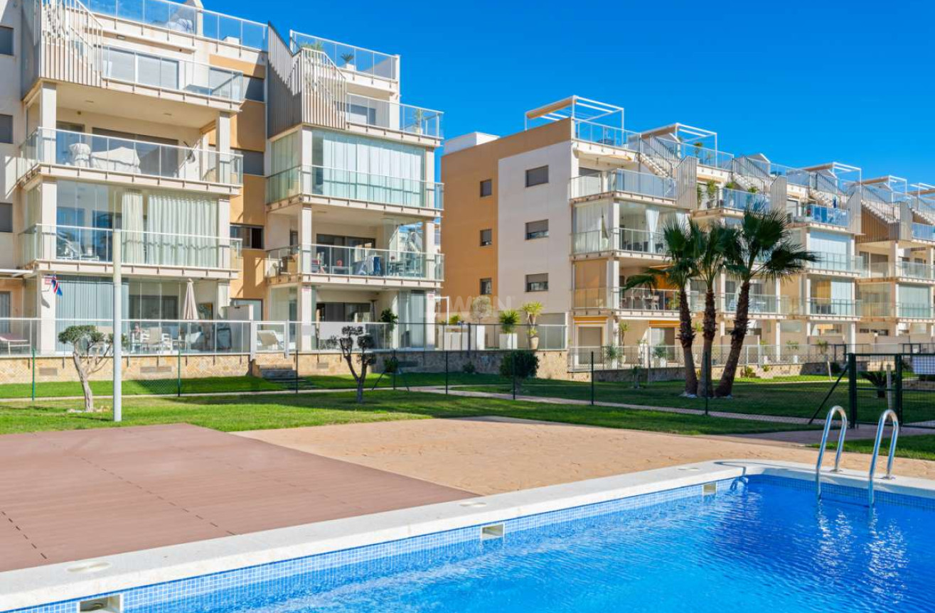 Resale - Apartment / flat - Villamartin - Costa Blanca