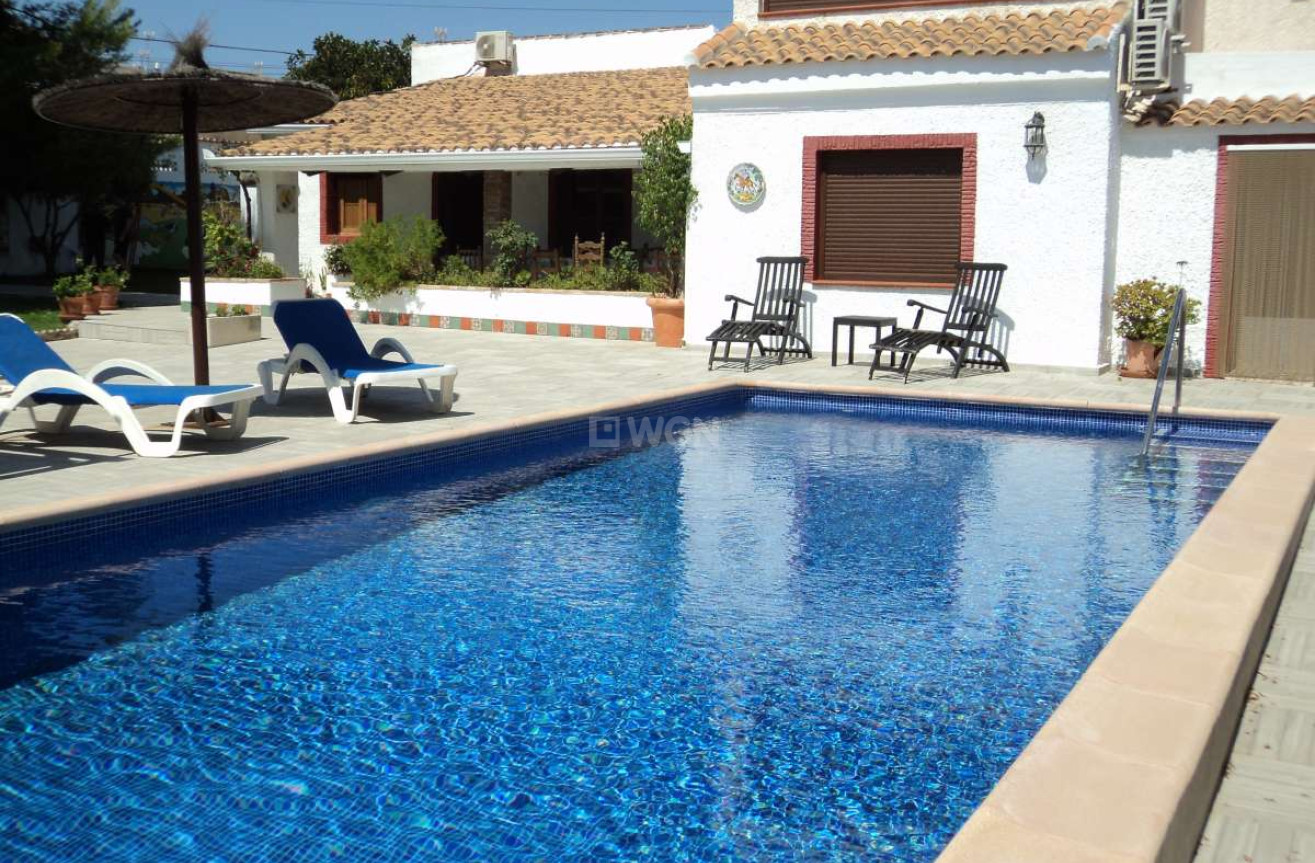 Odsprzedaż - Villa - Cabo Roig - Costa Blanca