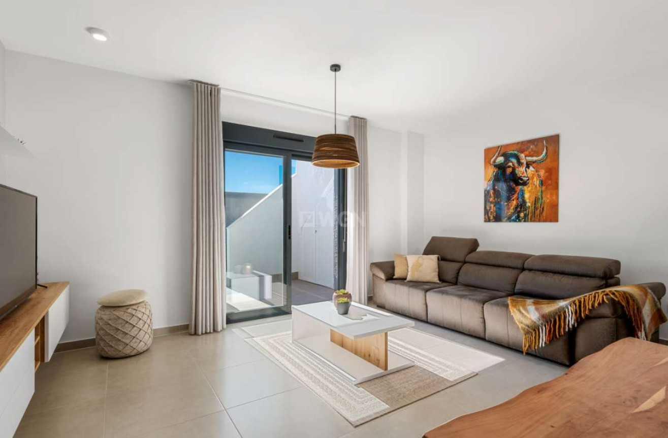 Resale - Apartment / flat - El Raso - Costa Blanca