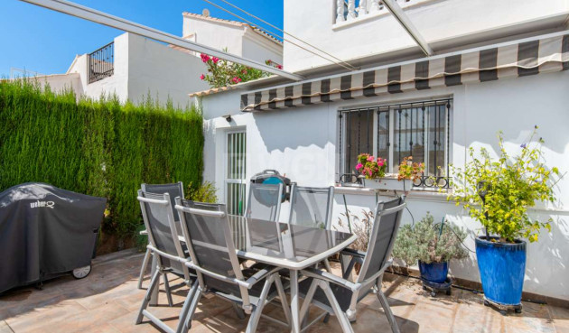 Reventa - Villa - Punta Prima - Costa Blanca