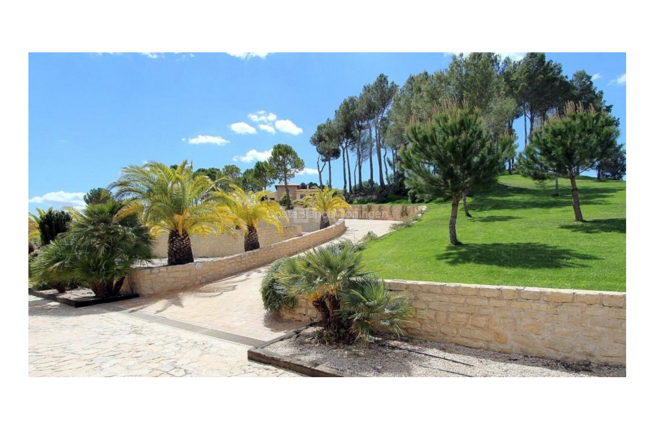 Resale - Villa - Penaguila - Inland