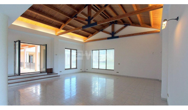 Resale - Villa - Penaguila - Inland