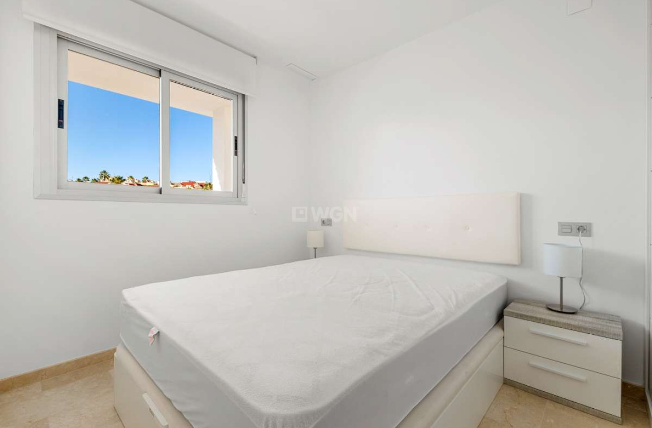 Resale - Apartment / flat - Villamartin - Costa Blanca