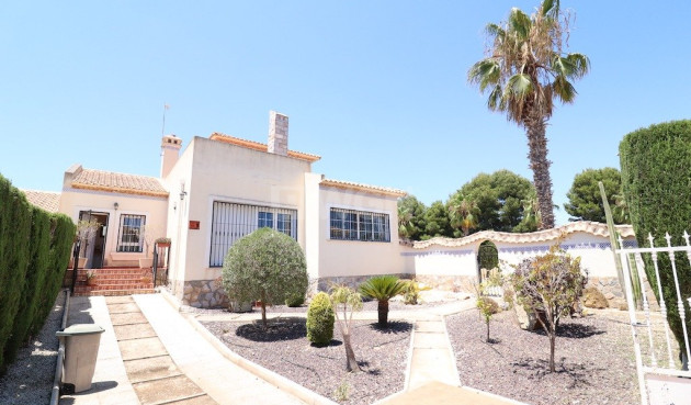 Odsprzedaż - Villa - Orihuela Costa - Costa Blanca