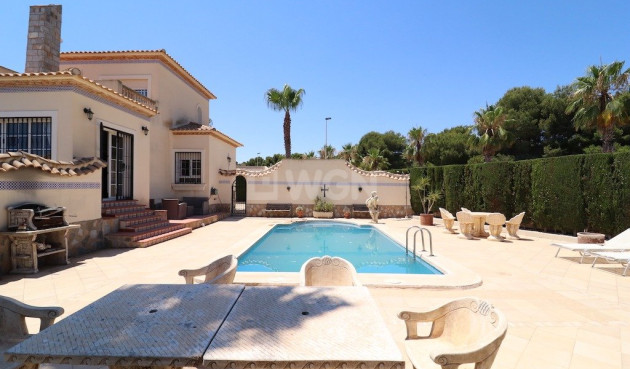 Odsprzedaż - Villa - Orihuela Costa - Costa Blanca