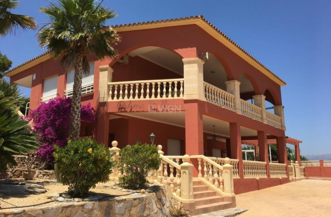 Odsprzedaż - Villa - Alfas del Pí - Costa Blanca