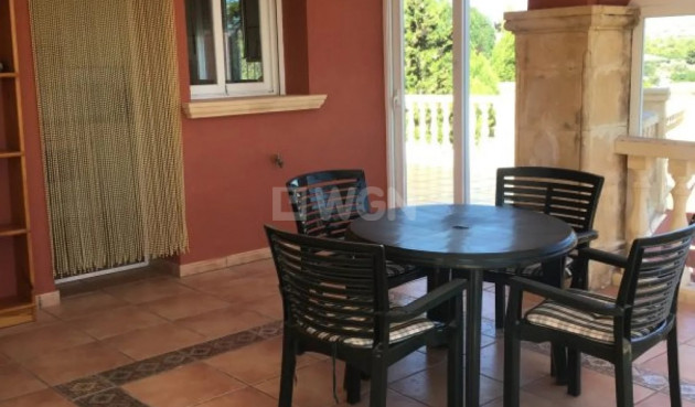 Resale - Villa - Alfas del Pí - Costa Blanca