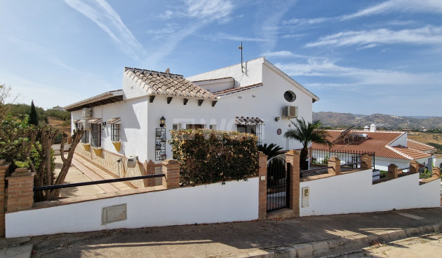 Resale - Villa - Puente De Don Manuel - Inland