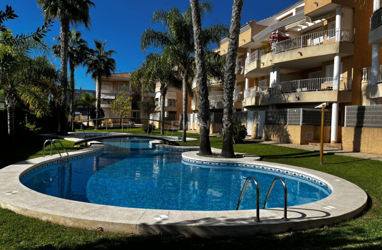 Resale - Apartment / flat - Jávea - Costa Blanca