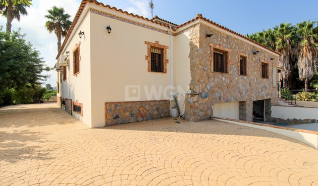 Resale - Villa - Bigastro - Inland