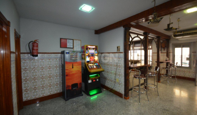 Resale - Commercial - Bigastro - Centro