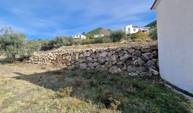 Resale - Villa - Alcaucín - Inland