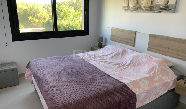 Resale - Apartment / flat - Pilar de la Horadada - Costa Blanca