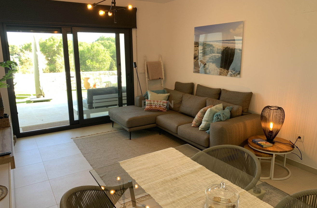 Resale - Apartment / flat - Pilar de la Horadada - Costa Blanca