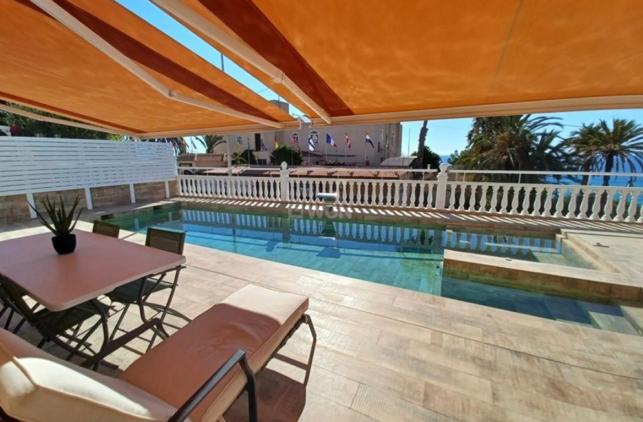 Resale - Villa - Torrevieja - Costa Blanca