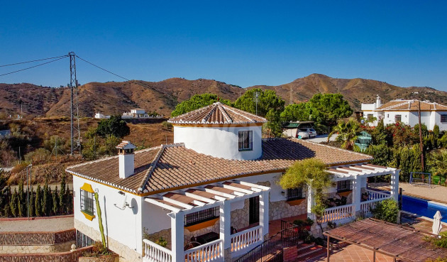 Resale - Villa - Vinuela - Inland