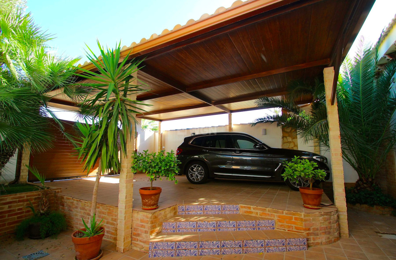 Odsprzedaż - Villa - Torrevieja - Costa Blanca