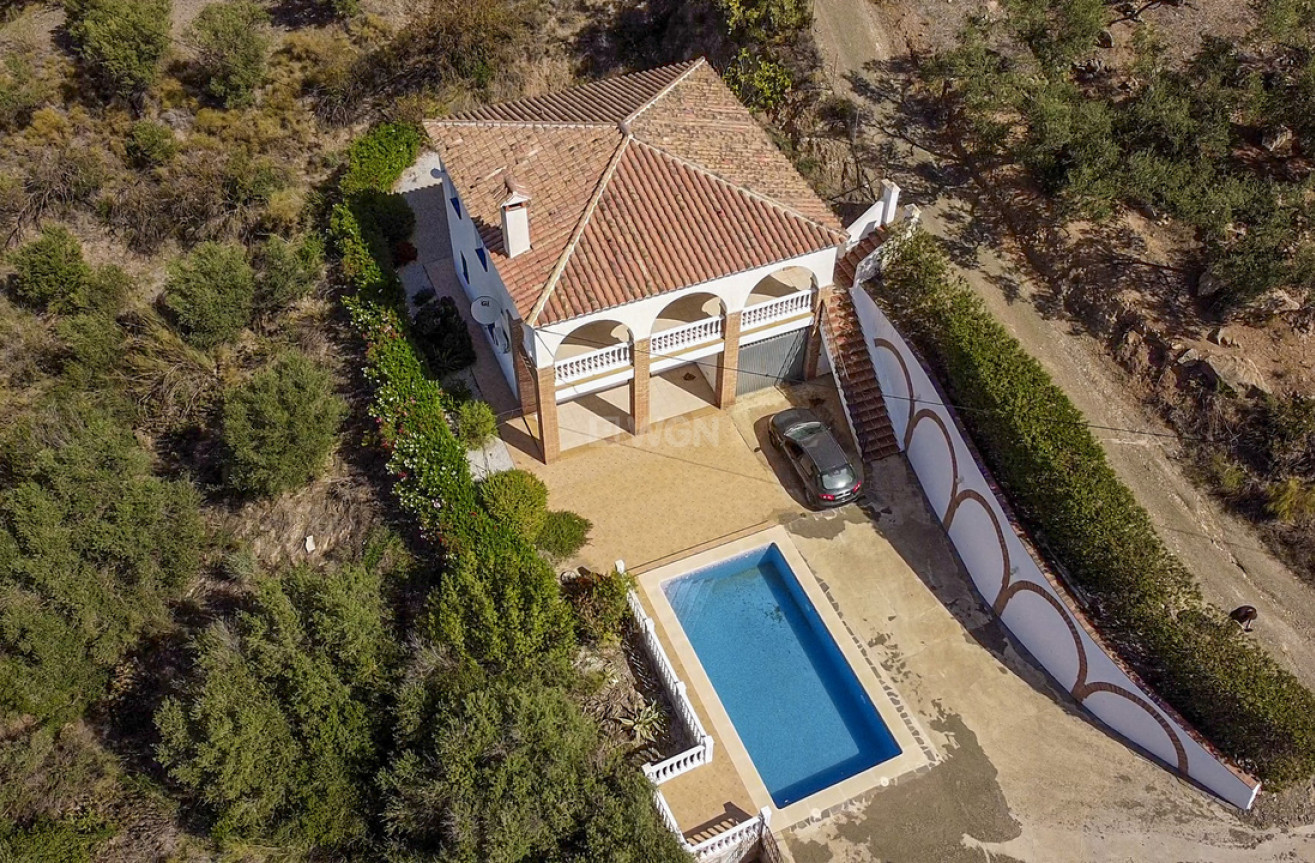 Reventa - Villa - Los Romanes - Inland