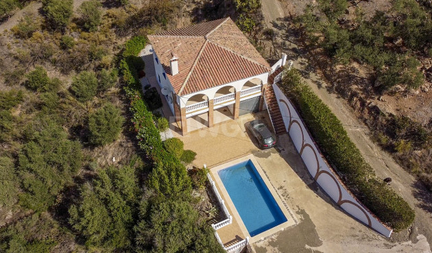 Resale - Villa - Los Romanes - Inland