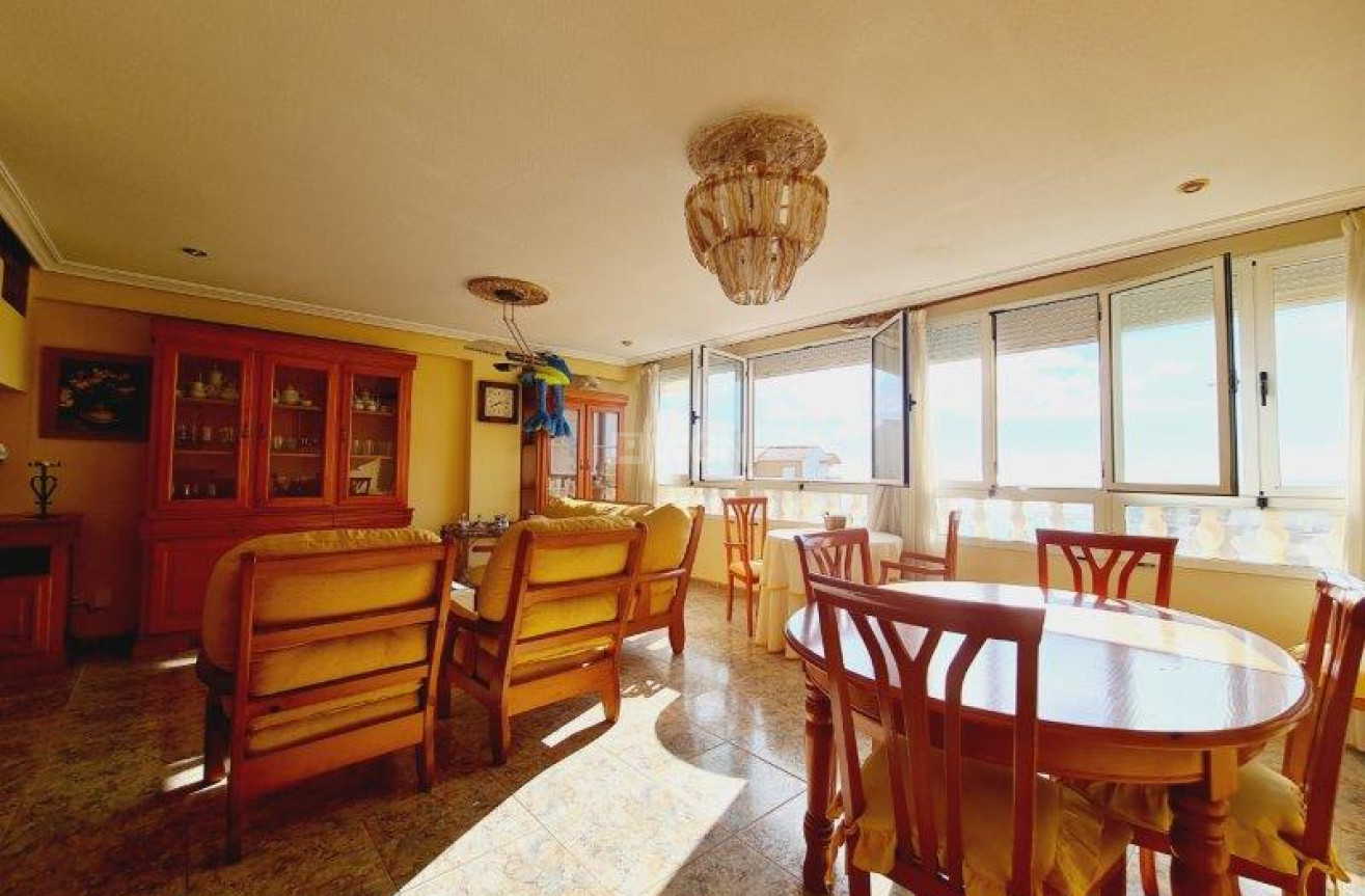 Resale - Apartment / flat - La Mata - Costa Blanca