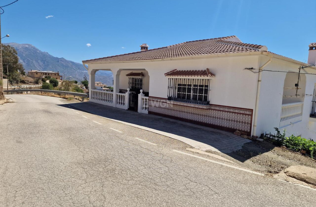 Reventa - Villa - Los Romanes - Inland