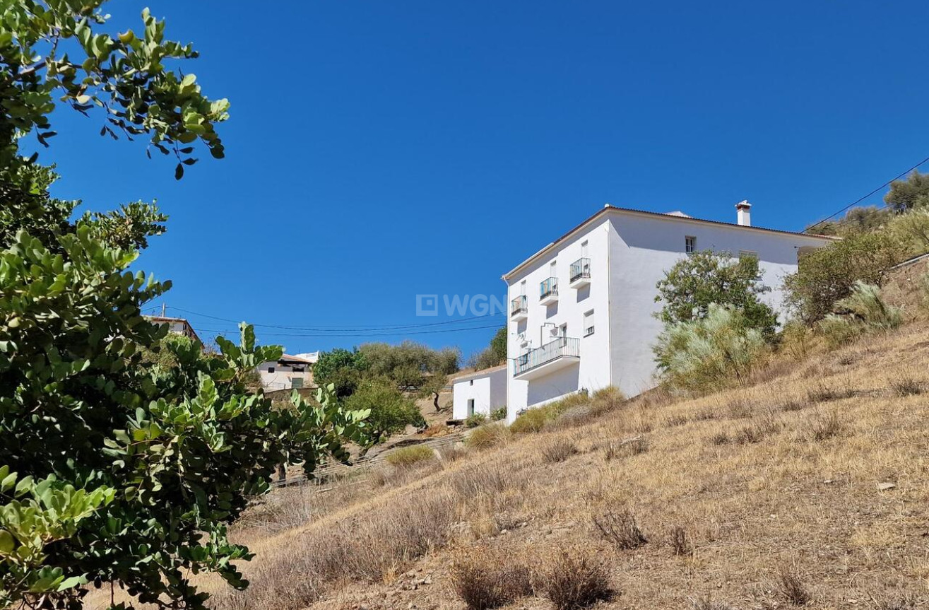 Resale - Villa - Los Romanes - Inland