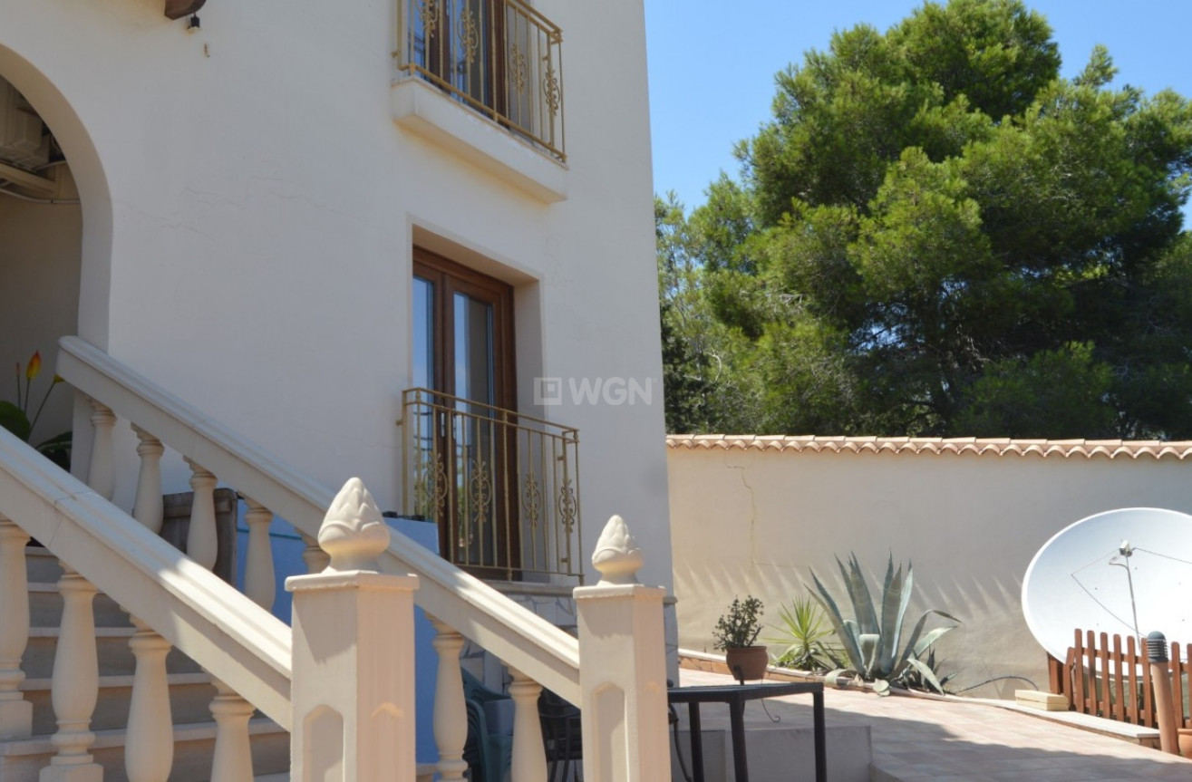 Resale - Villa - Orihuela Costa - Costa Blanca