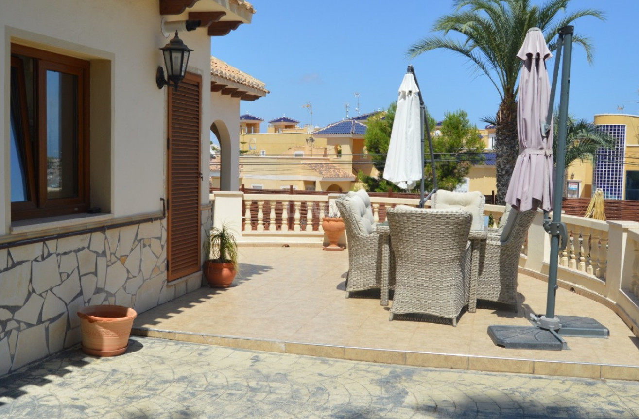 Reventa - Villa - Orihuela Costa - Costa Blanca