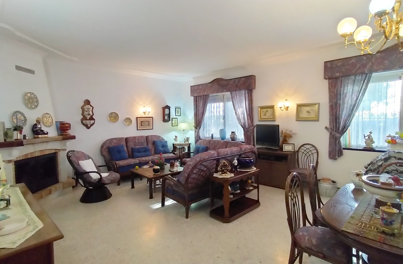 Resale - Villa - Sax - Inland