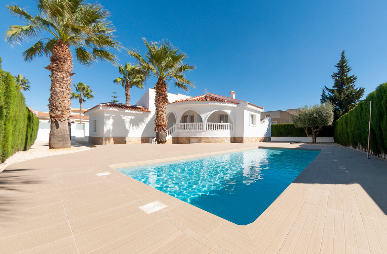 Odsprzedaż - Villa - Benijofar - Costa Blanca