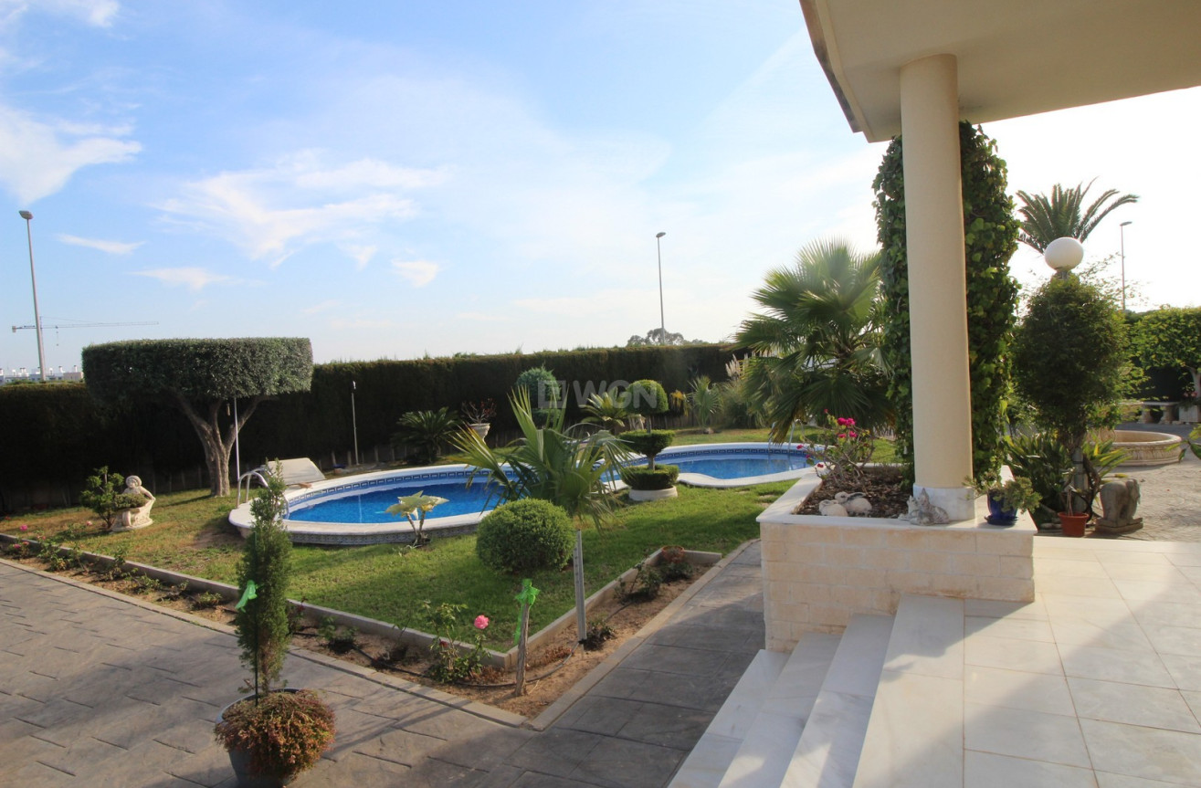 Odsprzedaż - Villa - Mil Palmeras - Costa Blanca