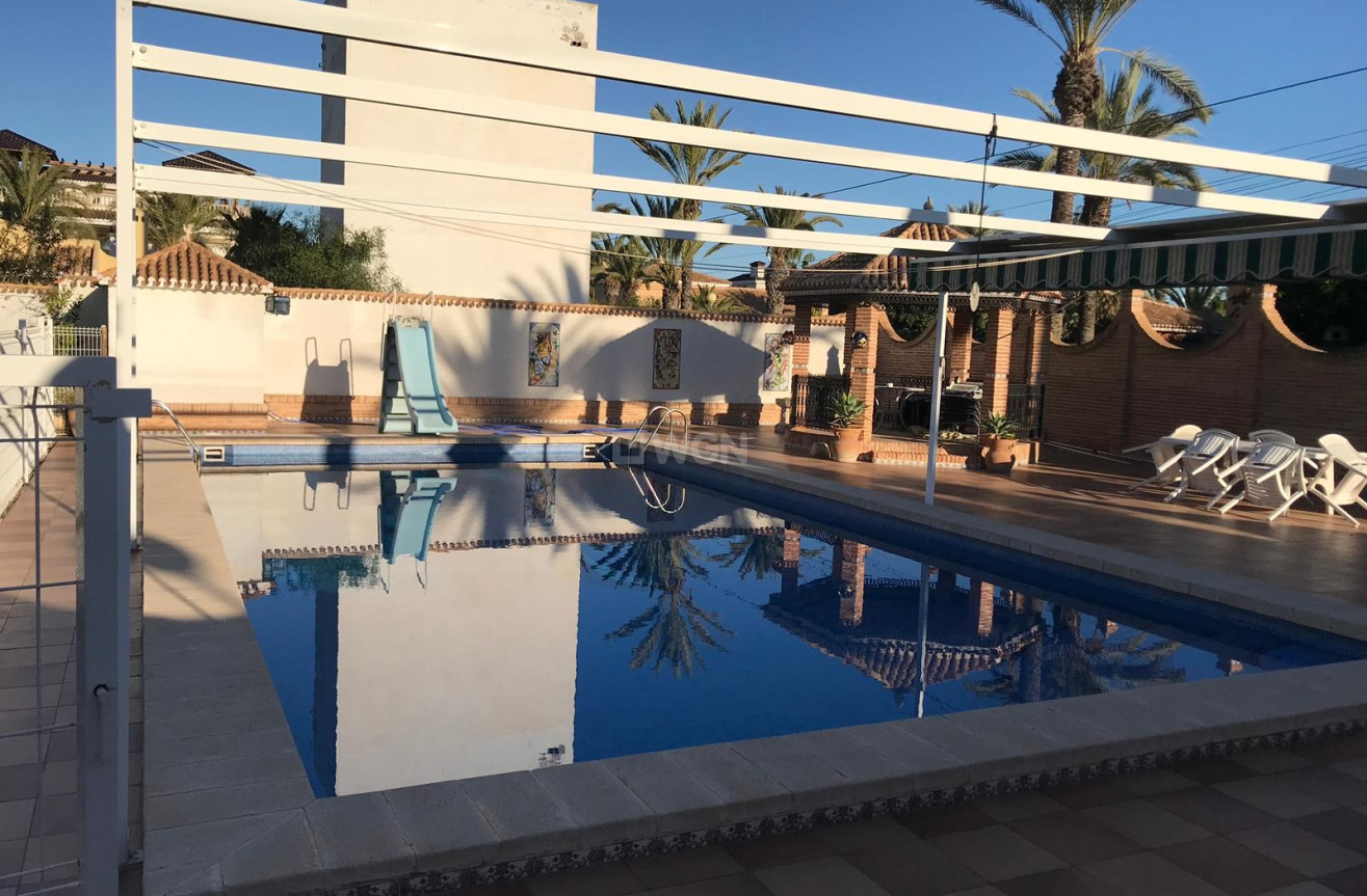 Resale - Villa - Cabo Roig - Costa Blanca