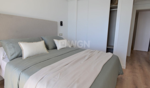 Resale - Apartment / flat - Torrevieja - Costa Blanca