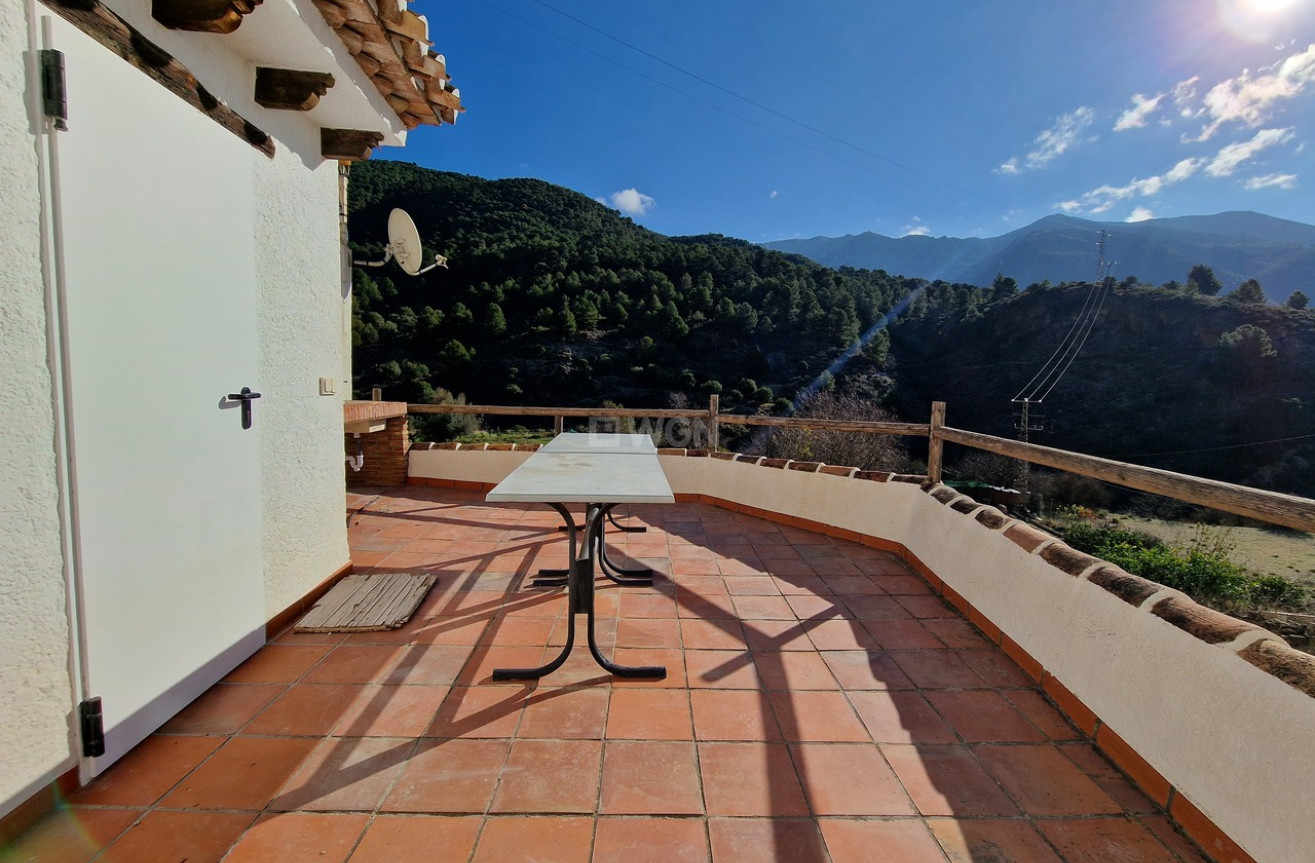 Resale - Townhouse - Alcaucín - Inland