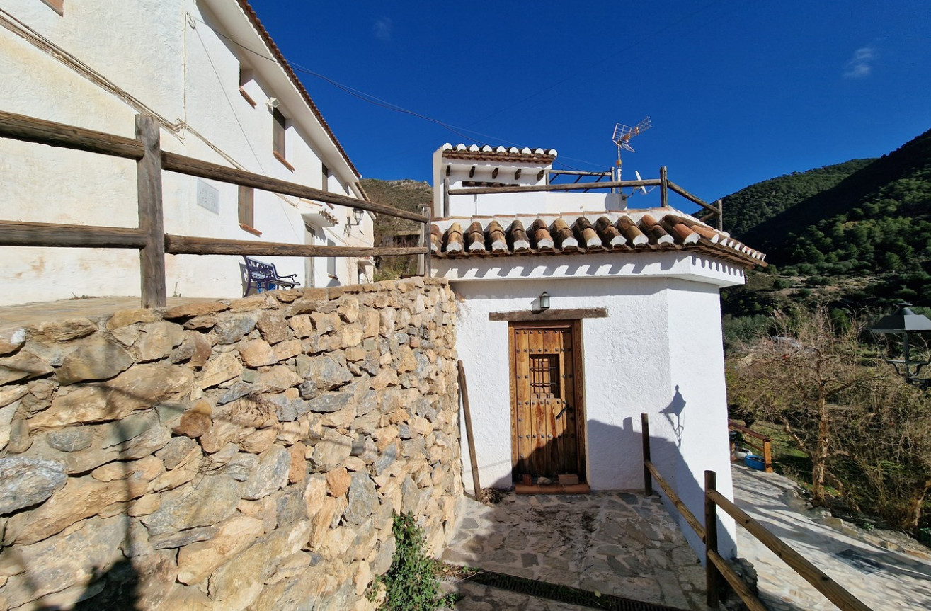 Resale - Townhouse - Alcaucín - Inland