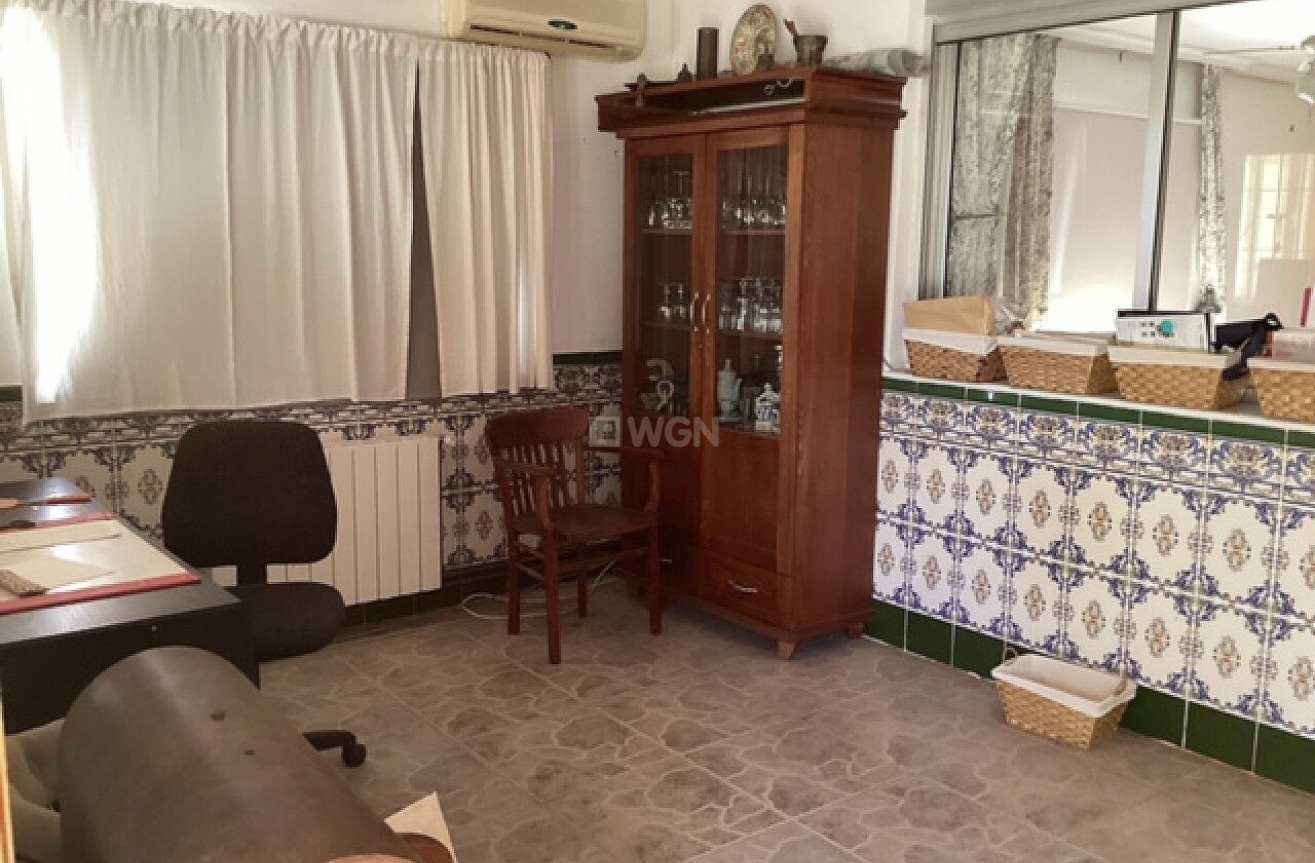 Resale - Commercial - Alicante - Costa Blanca