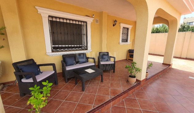 Resale - Villa - Los Balcones - Costa Blanca