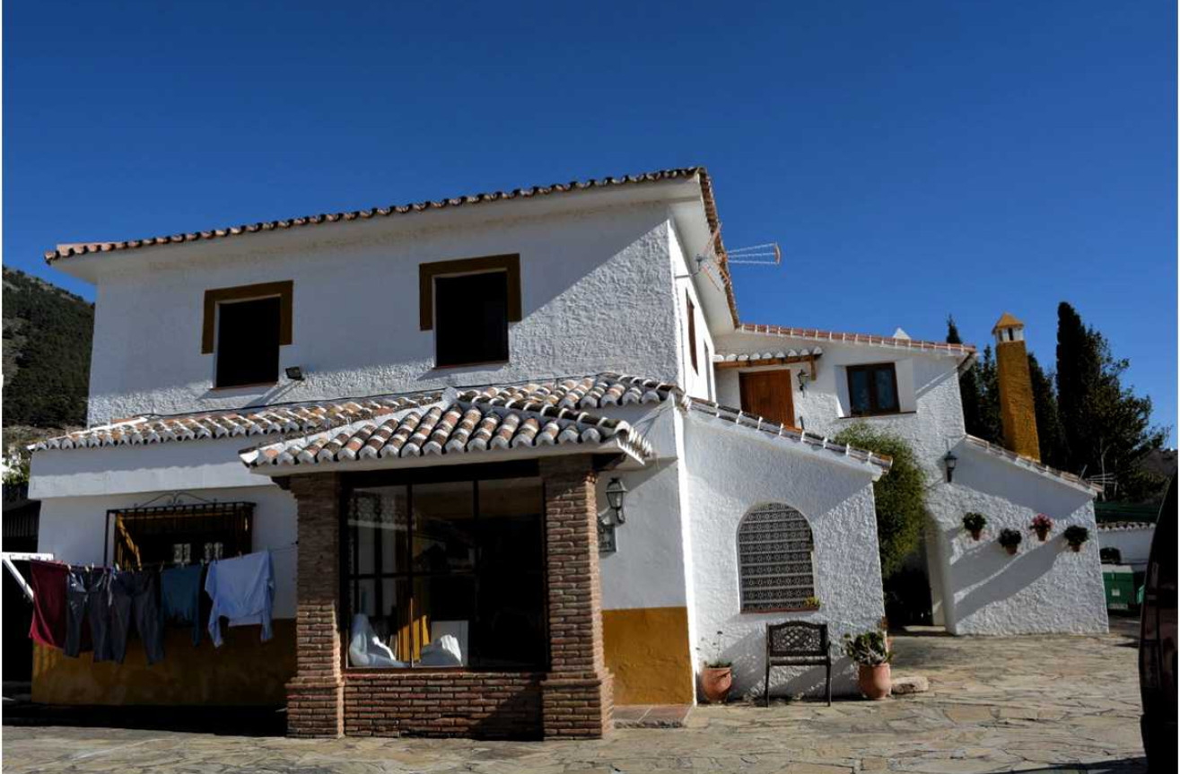 Resale - Villa - Alcaucín - Inland