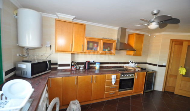 Resale - Apartment / flat - Pinoso - Inland