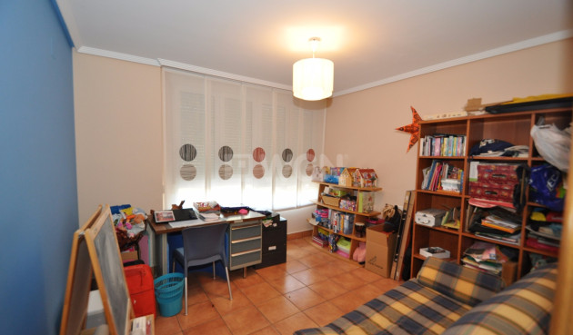 Resale - Villa - Elda - Inland