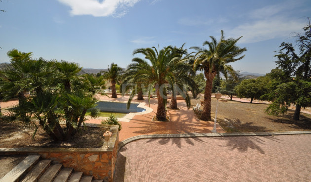 Resale - Villa - Elda - Inland