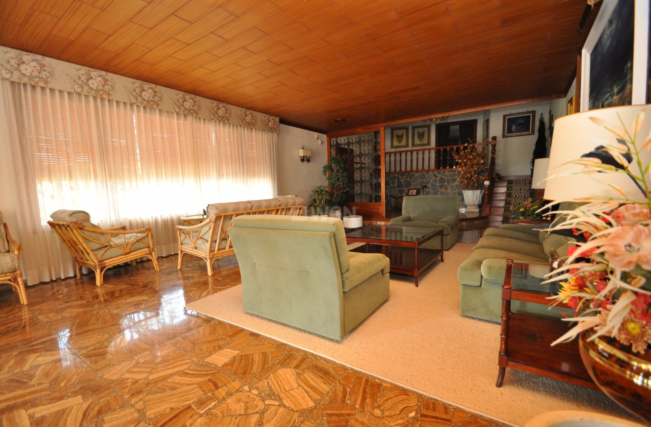 Resale - Villa - Elda - Inland