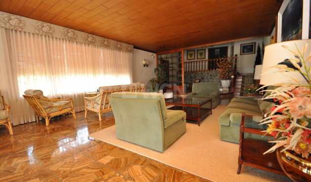 Resale - Villa - Elda - Inland