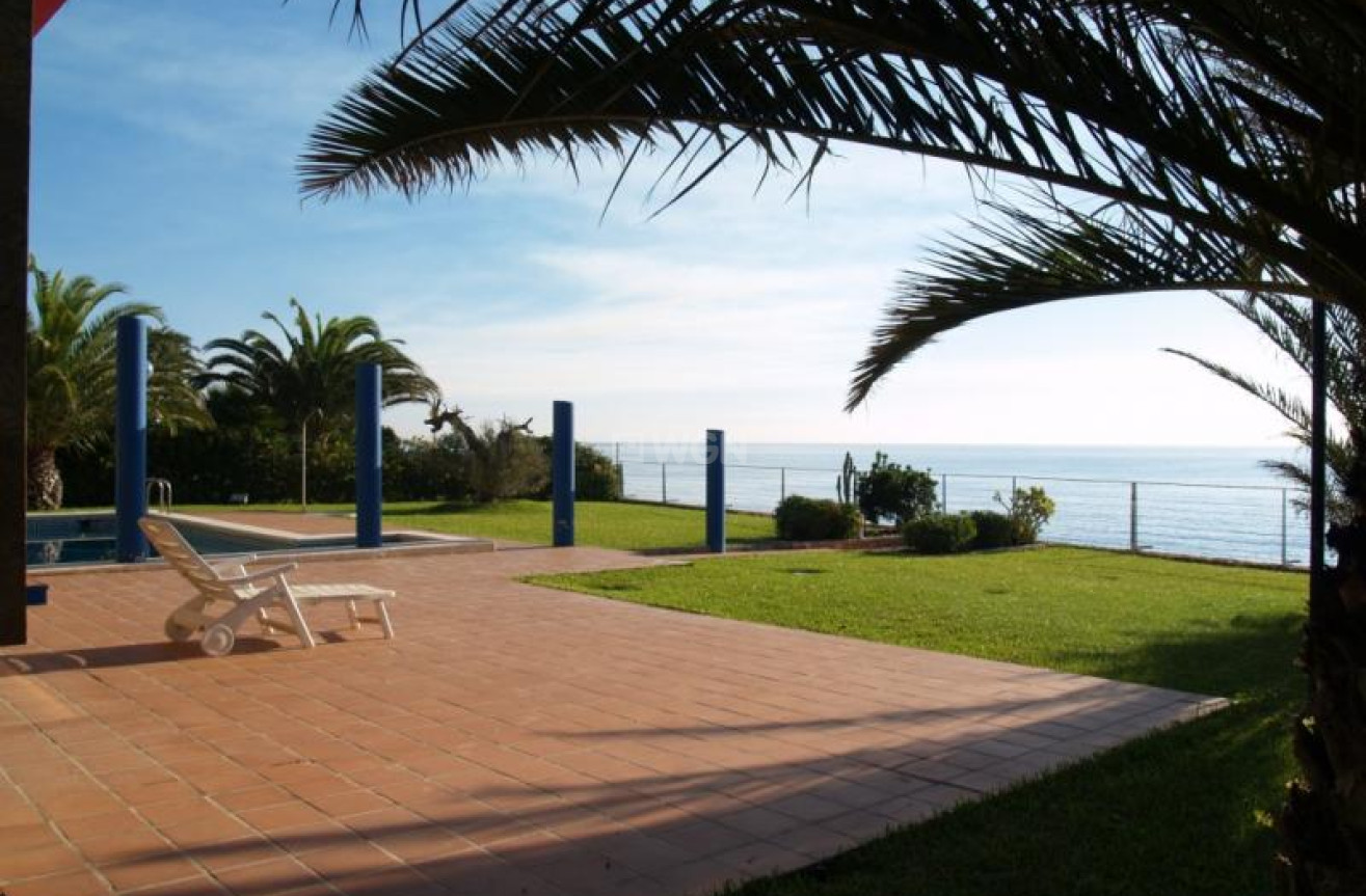 Resale - Villa - Cabo Roig - Costa Blanca