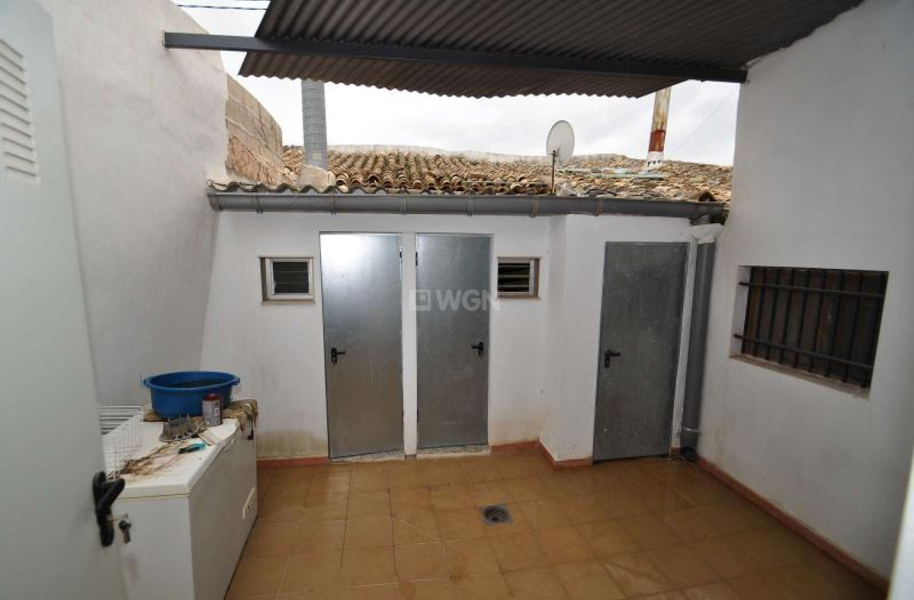 Resale - Commercial - Pinoso - Inland