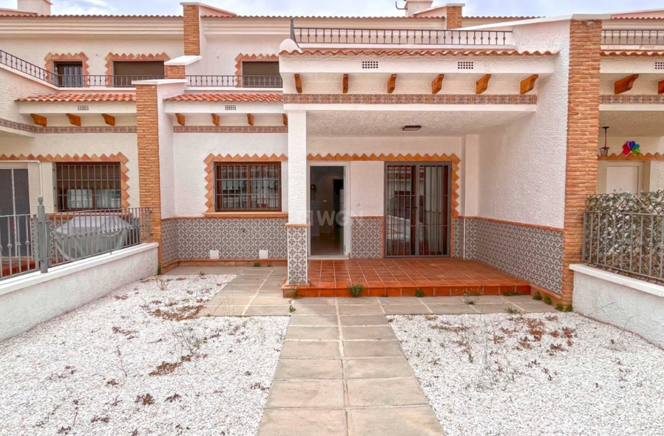 Resale - Townhouse - San Miguel de Salinas - Inland